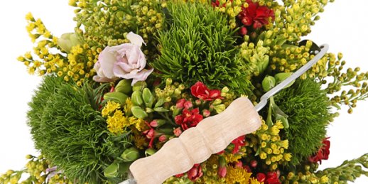 Как купить цветы на свидание в Риге: доставка.