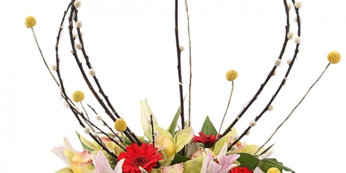 Как преподнести и где заказать цветы в Риге: нежный букет пионов.