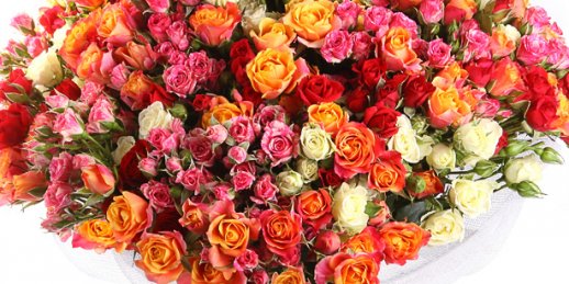 Как купить цветы в Риге: цветы в шляпных коробках.