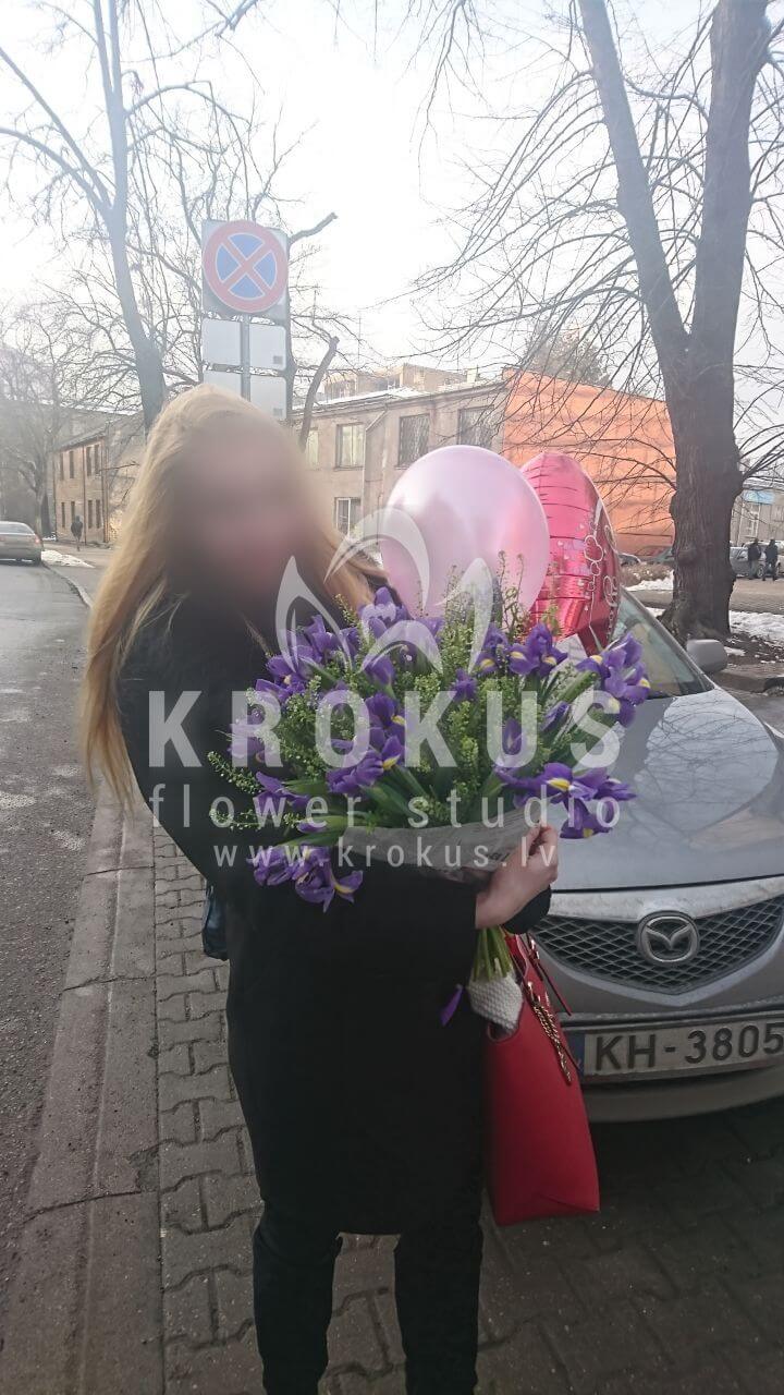 Доставка цветов в город Рига (ирисыгрин белл)