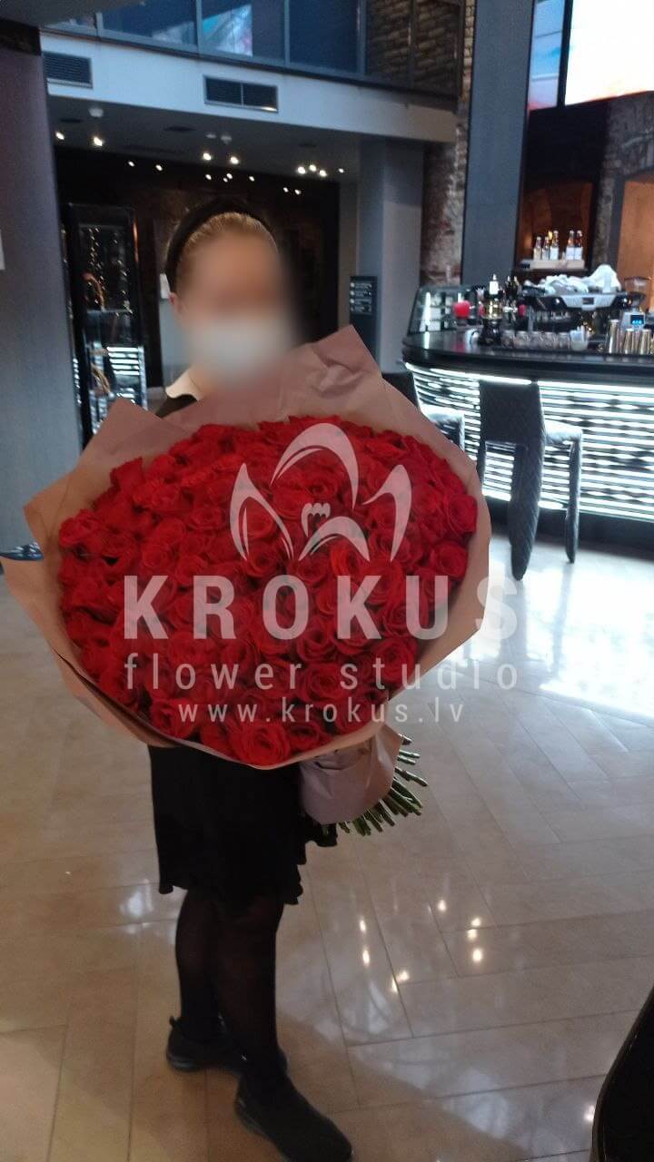 Deliver flowers to Rīga (red roses)