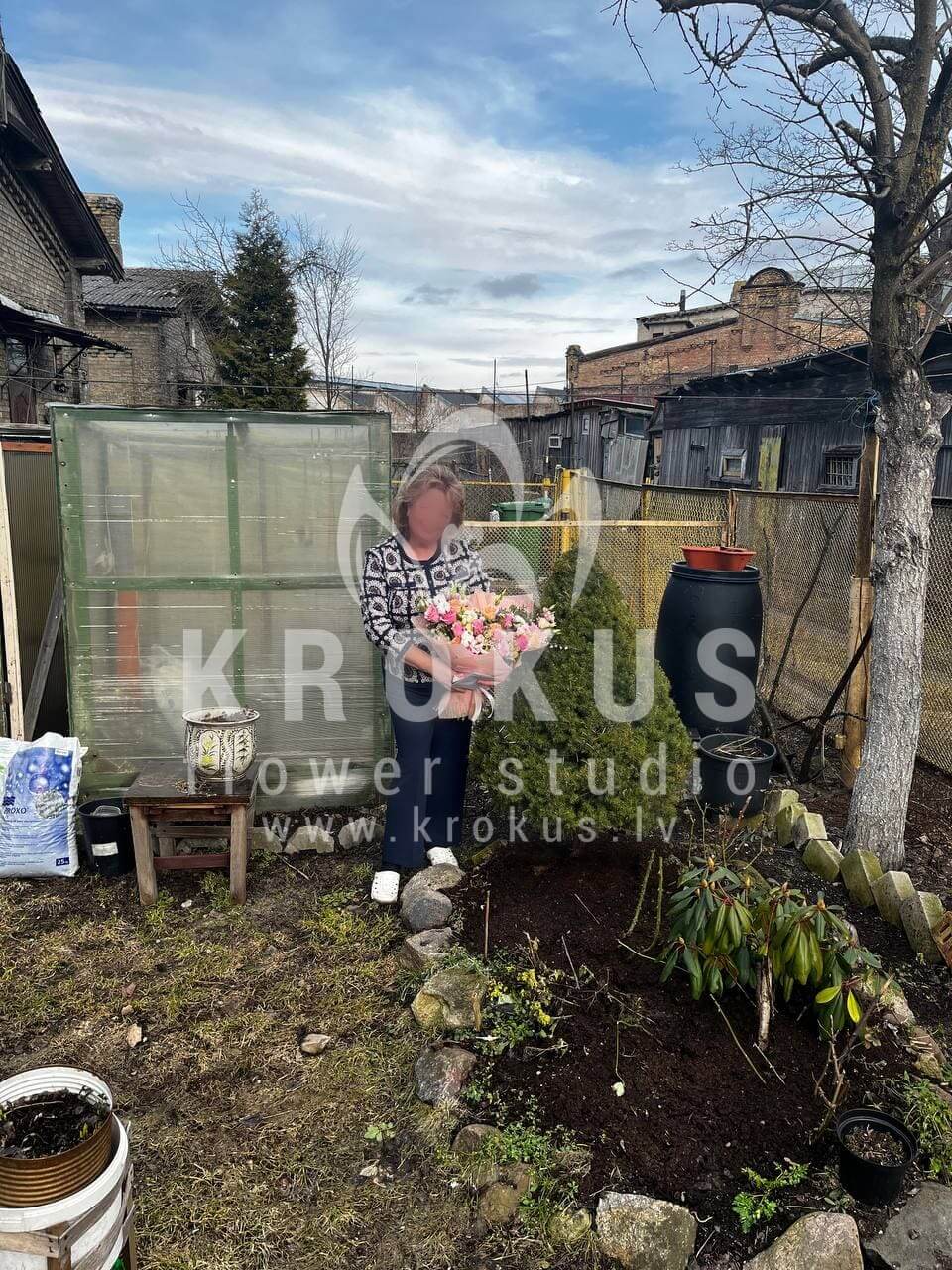 Deliver flowers to Rīga (astilbecottonpeony roseswaxflowerpeonieslisianthuses (eustoma))