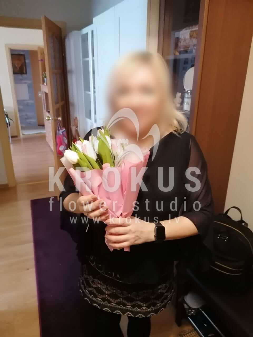 Deliver flowers to Rīga (tulips)