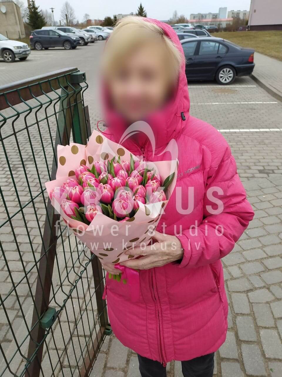 Доставка цветов в город Jelgava (тюльпаныпионовидные тюльпаны)