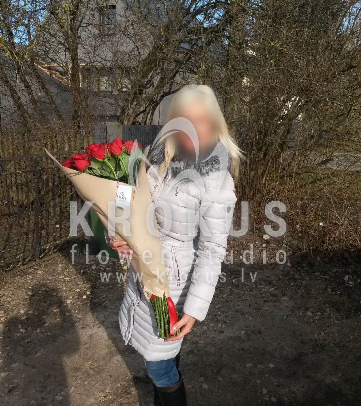 Ziedu piegāde Latvia Latvia (sarkanas rozes)
