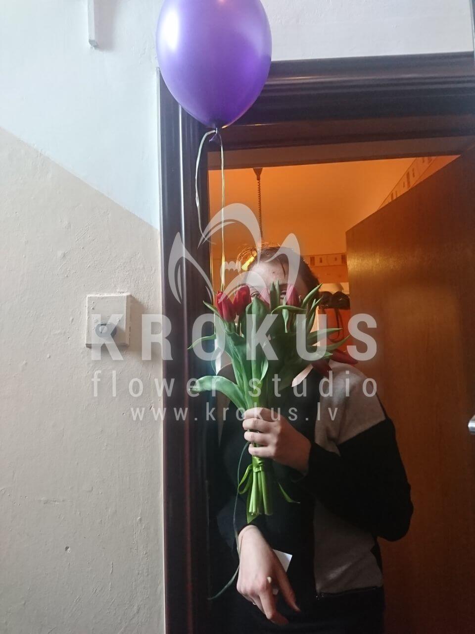 Deliver flowers to Rīga (tulips)