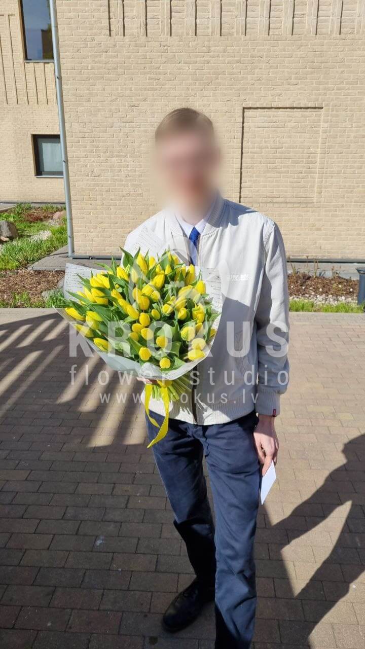 Deliver flowers to Rīga (tulips)