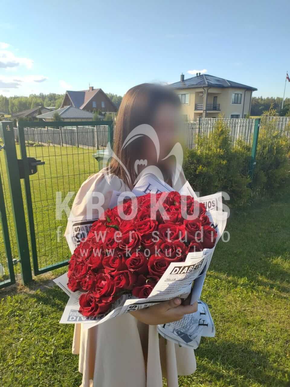 Deliver flowers to  (red roses)