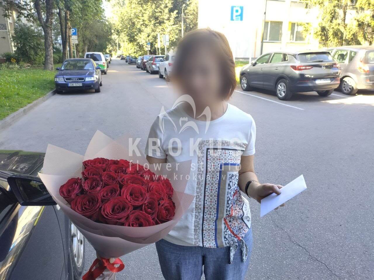 Deliver flowers to Rīga (red roses)