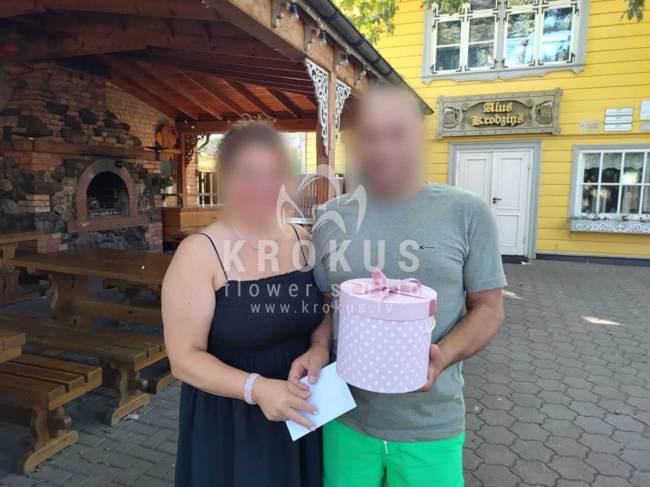 Deliver flowers to Jurmala (box)