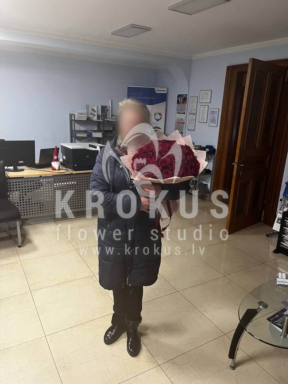 Ziedu piegāde Latvia  (sarkanas rozes)