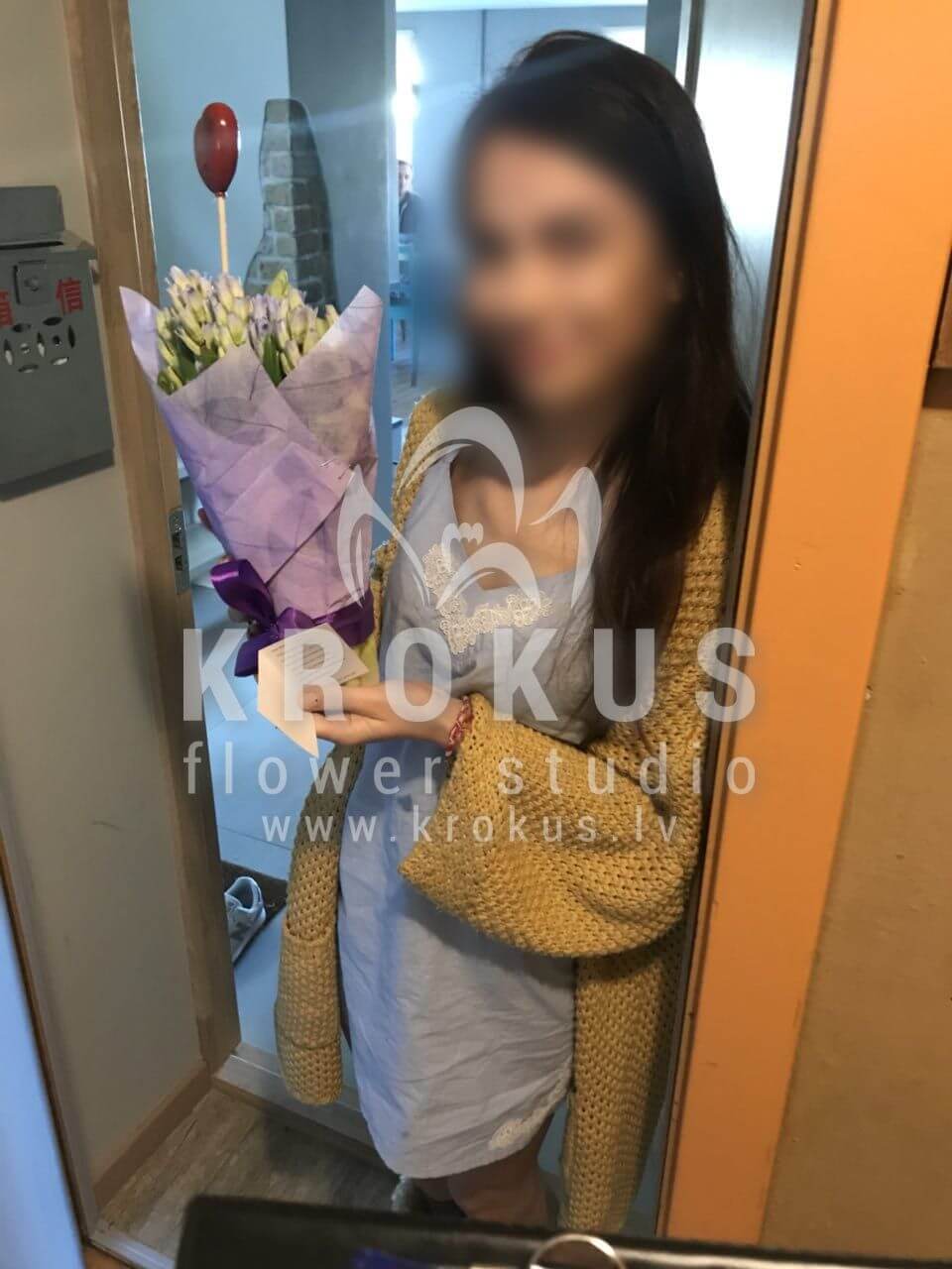 Deliver flowers to Rīga (hyacinth)