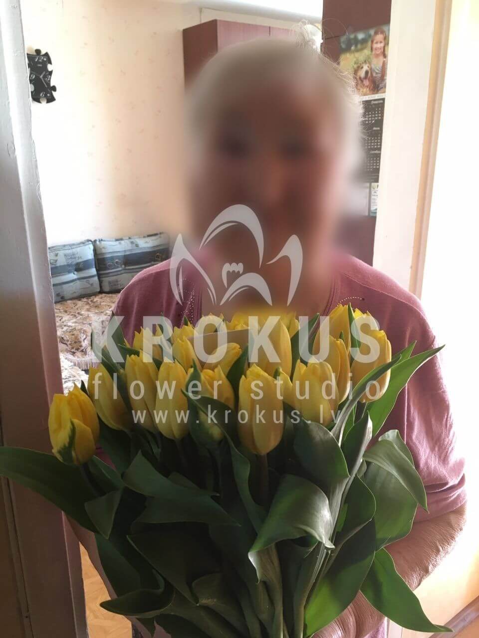 Deliver flowers to Rīga (tulips)