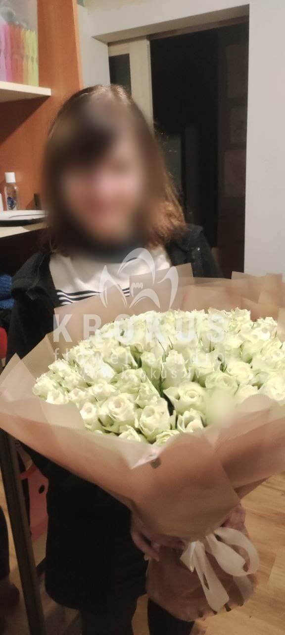 Deliver flowers to Rīga (white roses)