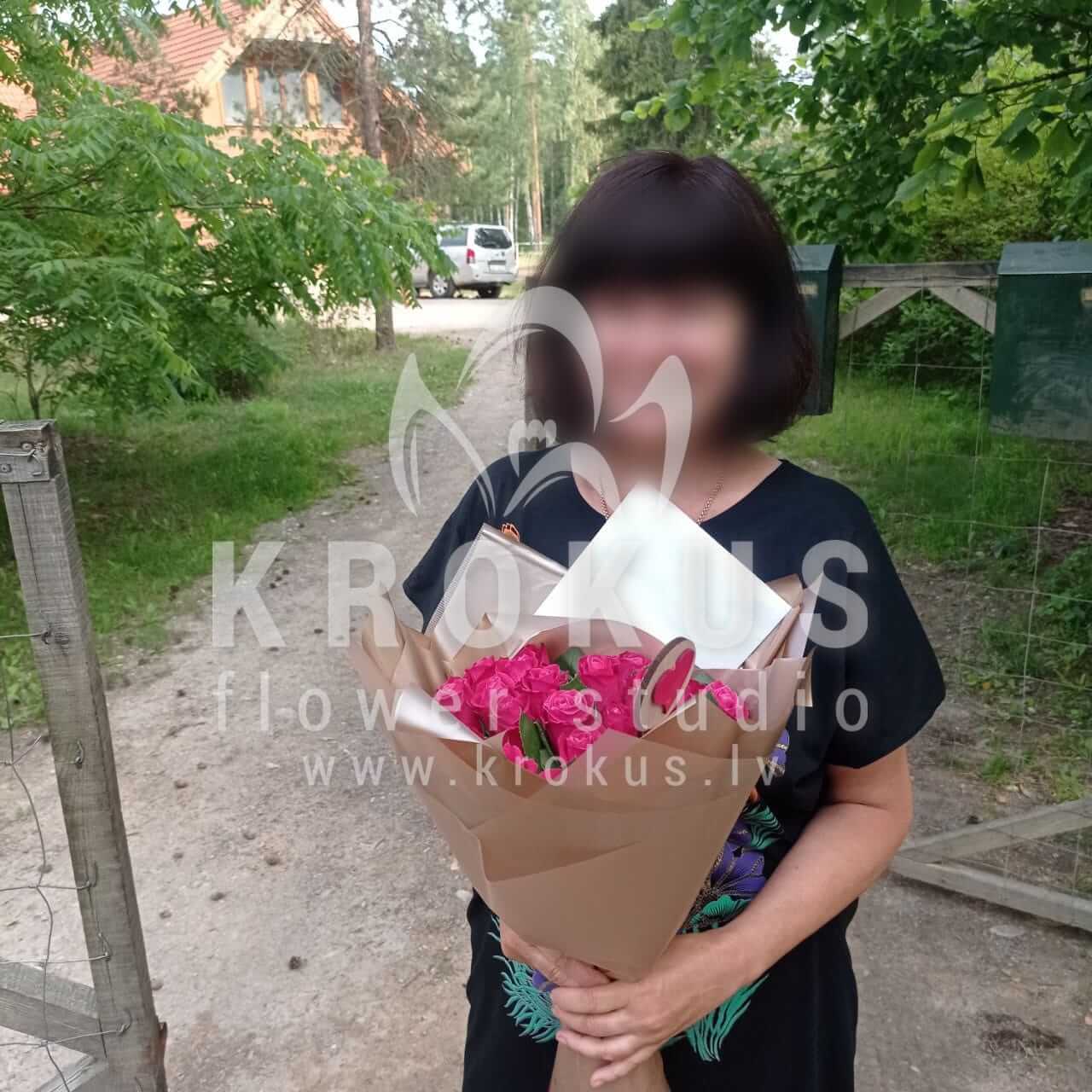 Доставка цветов в город Makstenieki (розовые розы)