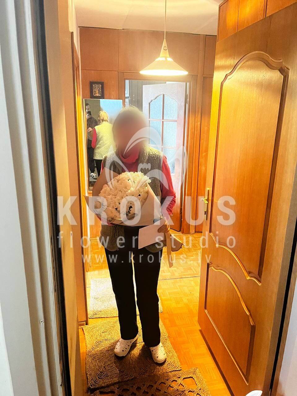 Ziedu piegāde Latvia Valdlauči (margrietiņas krizantēmas )