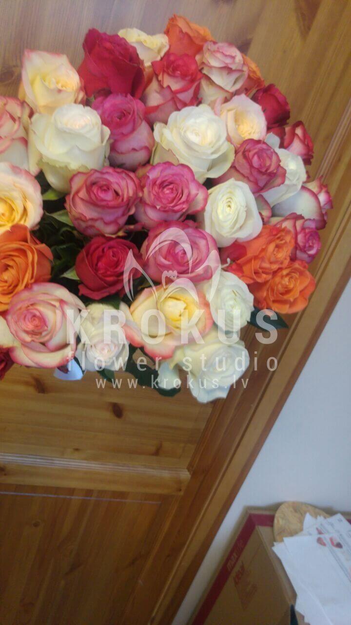 Deliver flowers to Rīga (pink rosestulipsdecorwhite rosesred roses)