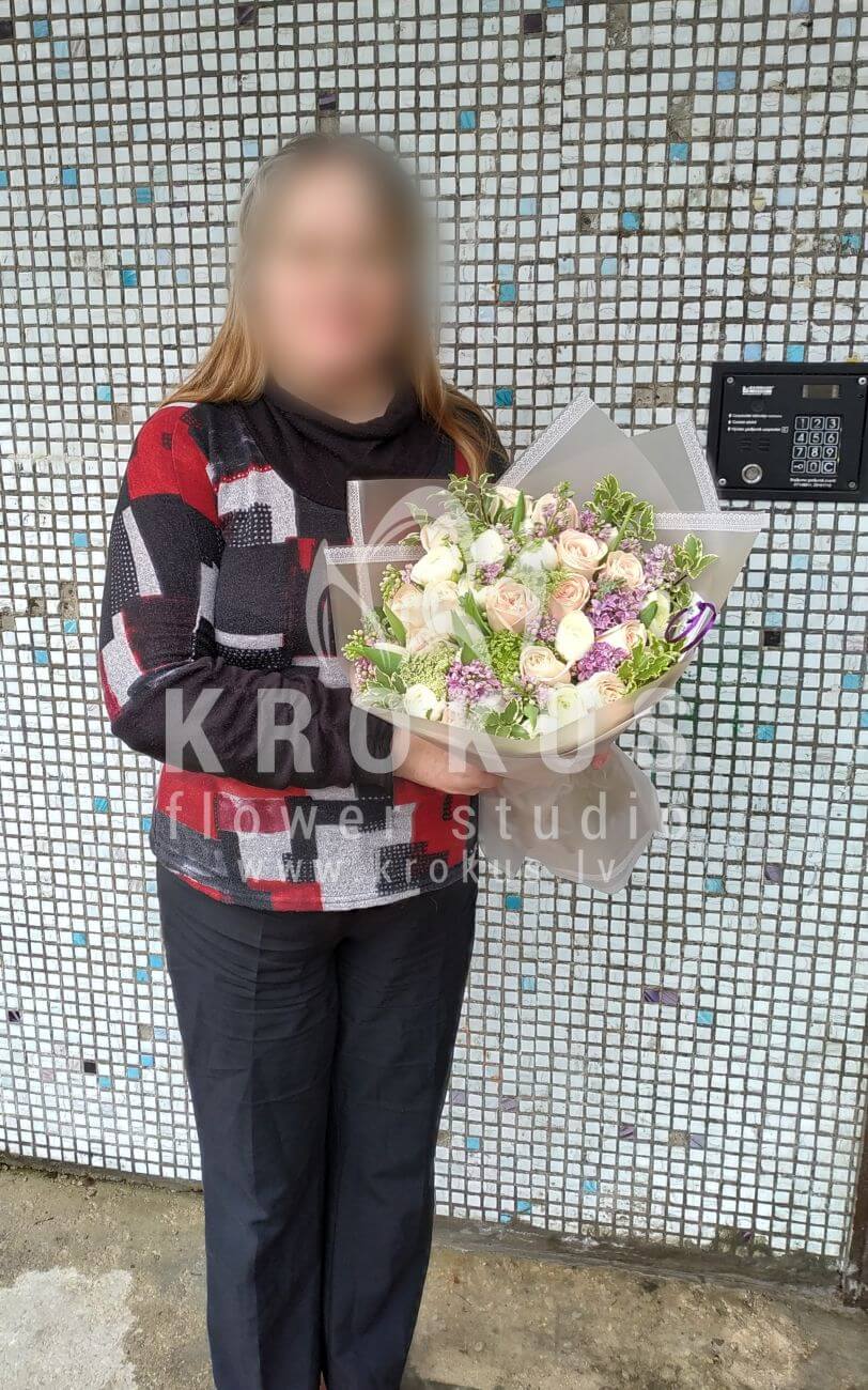 Доставка цветов в город Рига (розовые розыранункулюсыозотамнуспиттоспорум)