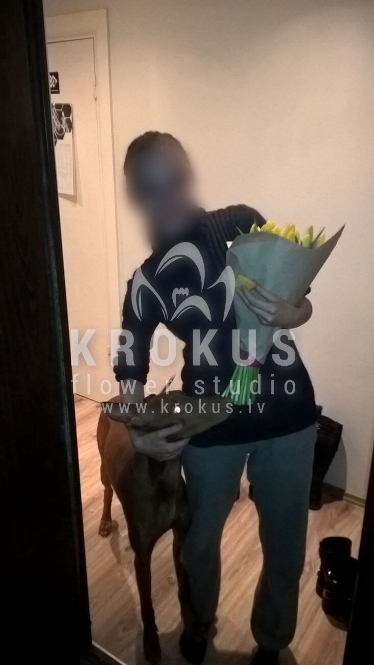 Deliver flowers to Latvia (tulips)