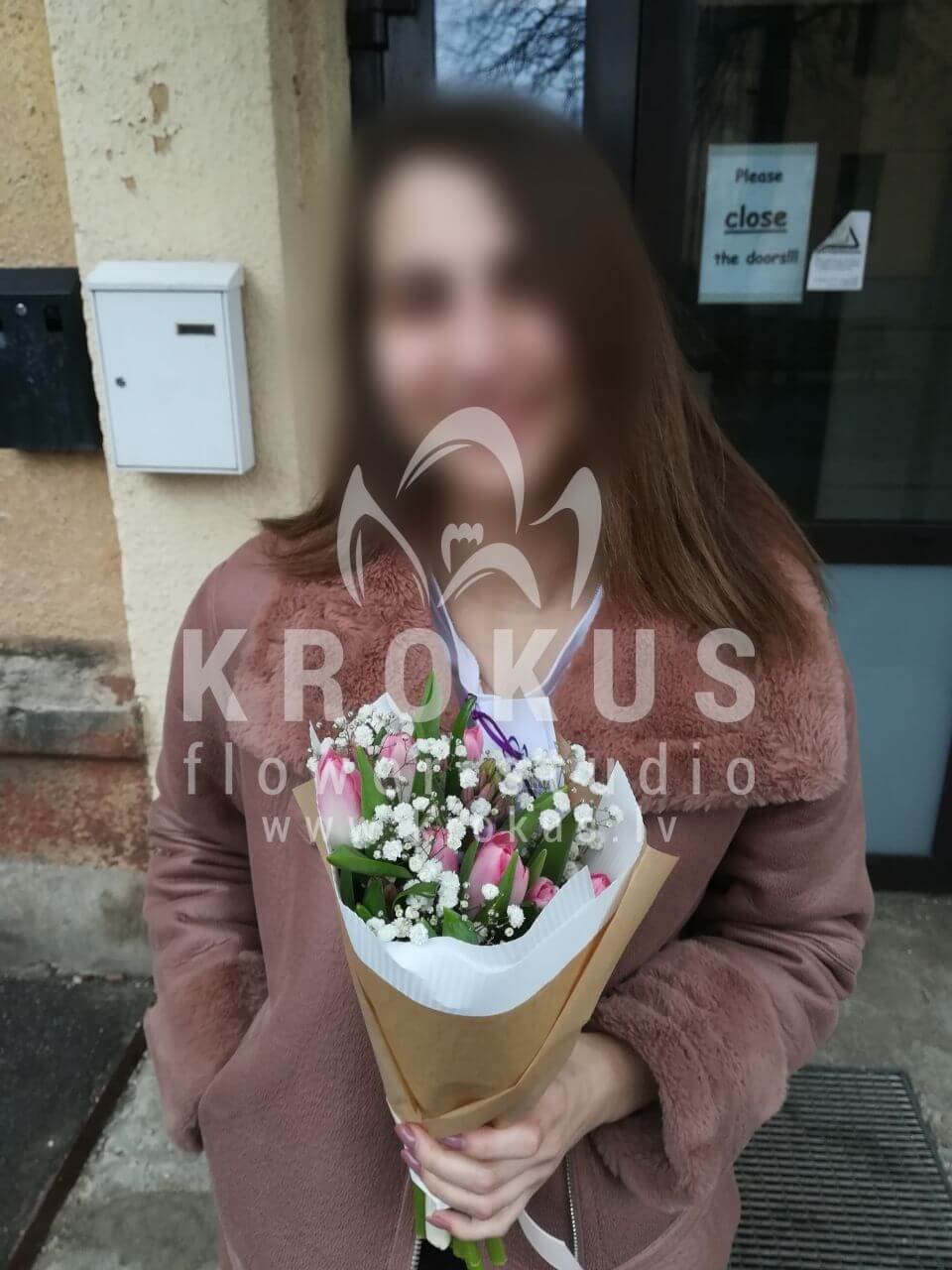 Доставка цветов в город Рига (тюльпаныгиацинтгипсофила)