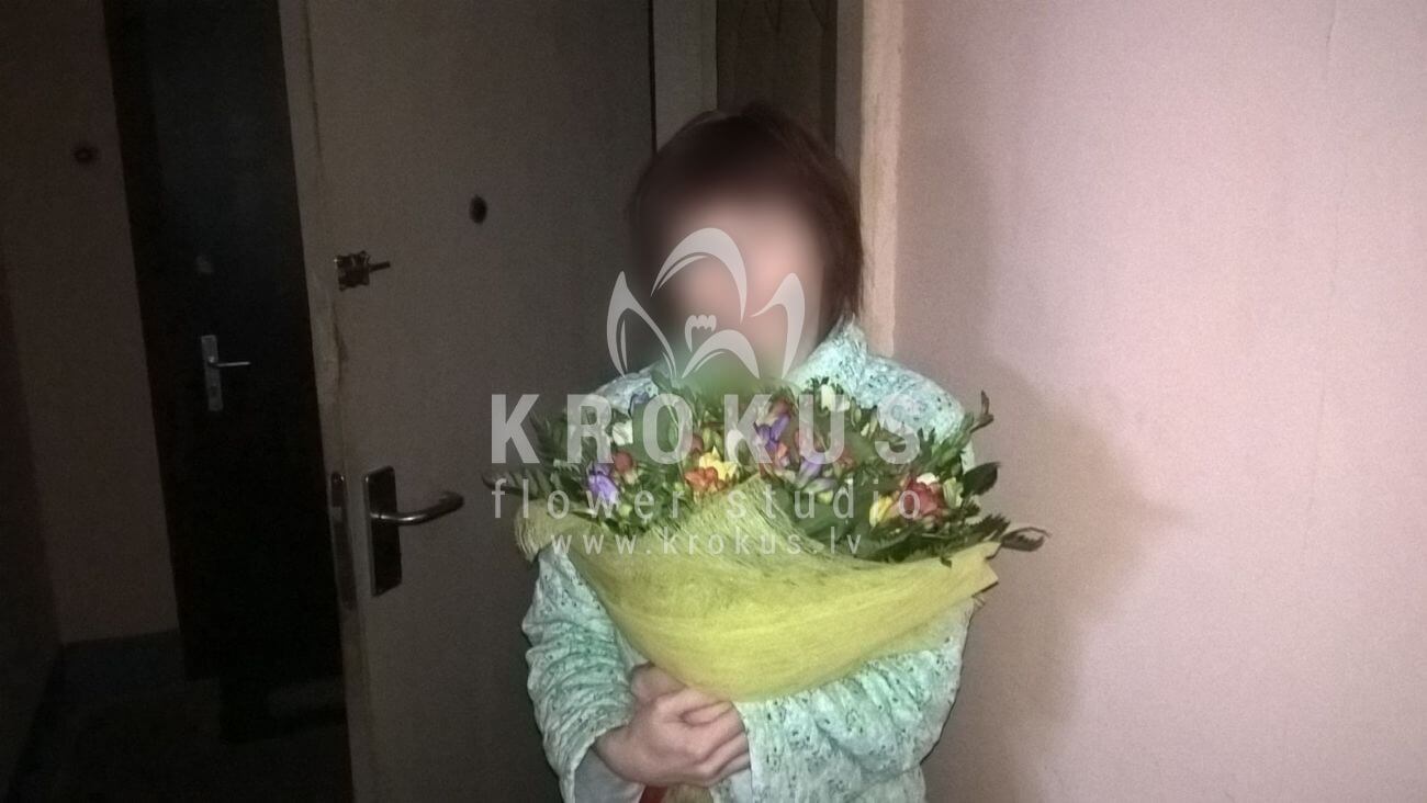 Deliver flowers to Latvia (freesiaamborella)