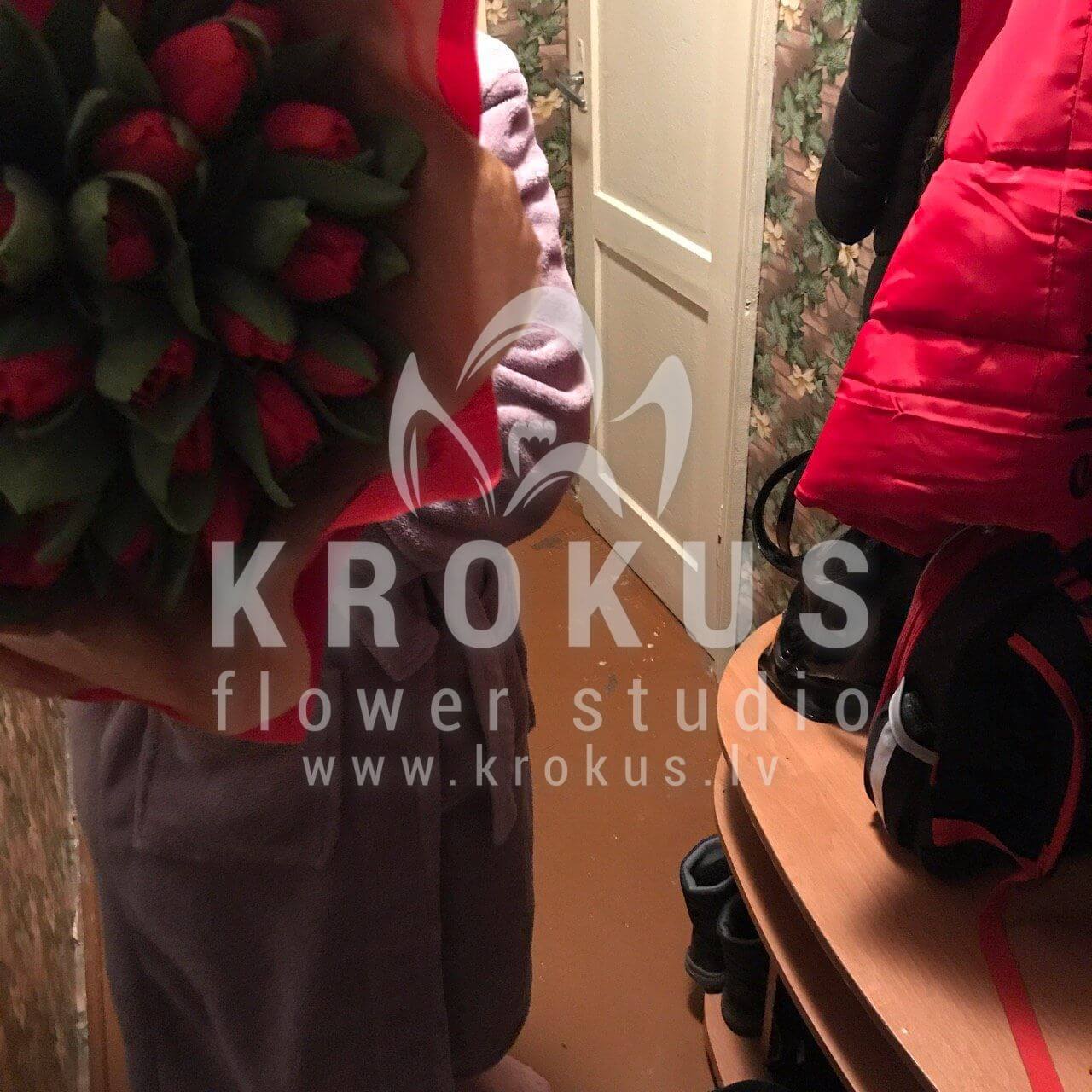Доставка цветов в город Krāslava (тюльпаныпионовидные тюльпаны)