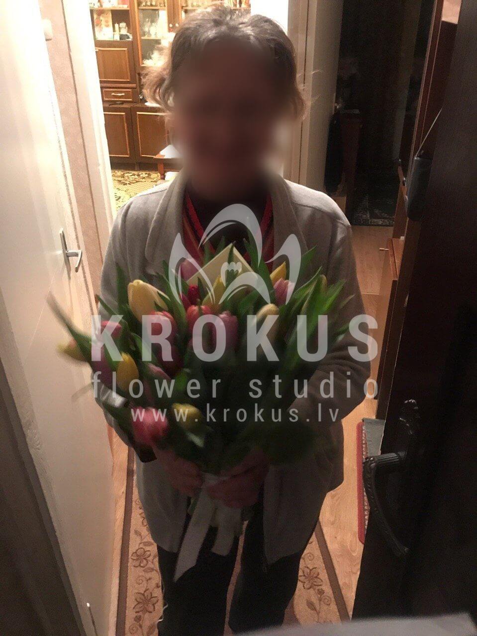 Deliver flowers to Daugavpils (tulips)