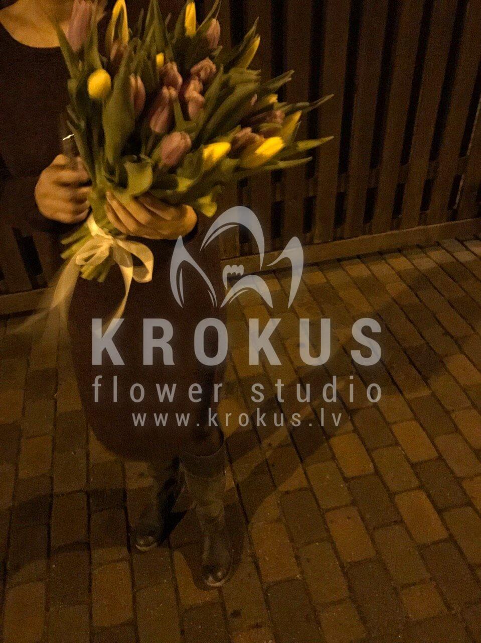 Deliver flowers to Daugavpils (tulips)