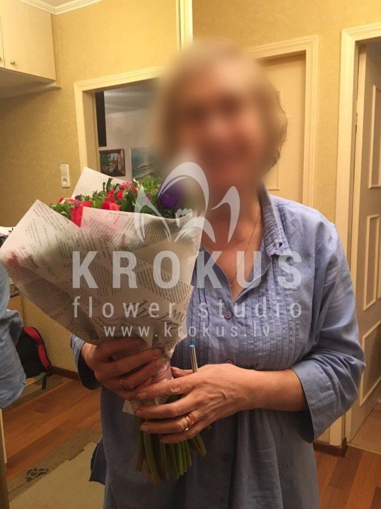 Deliver flowers to Rīga (anemones)