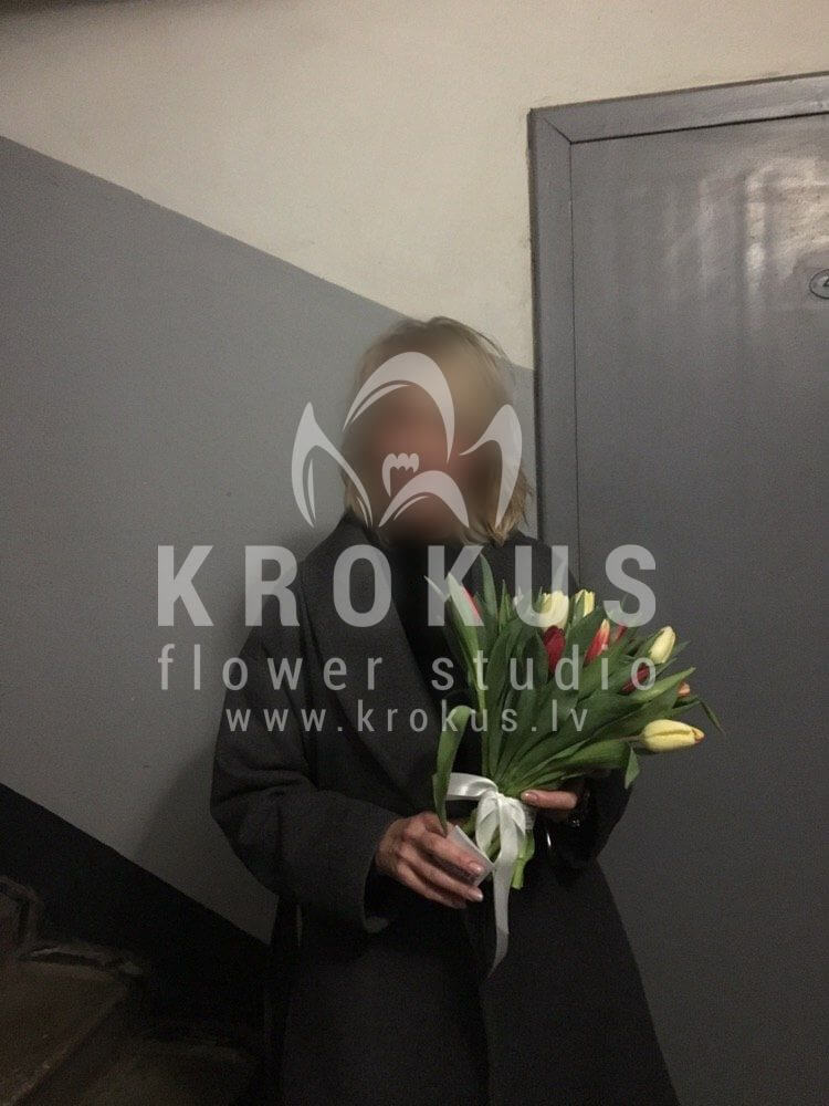 Deliver flowers to Rīga (tulips)