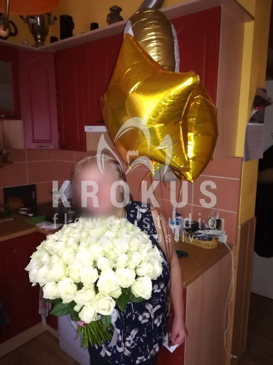 Deliver flowers to Gauja (white roses)