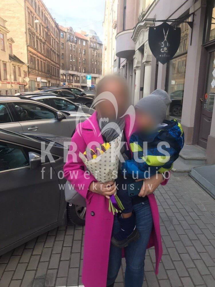 Deliver flowers to Rīga (tulips)