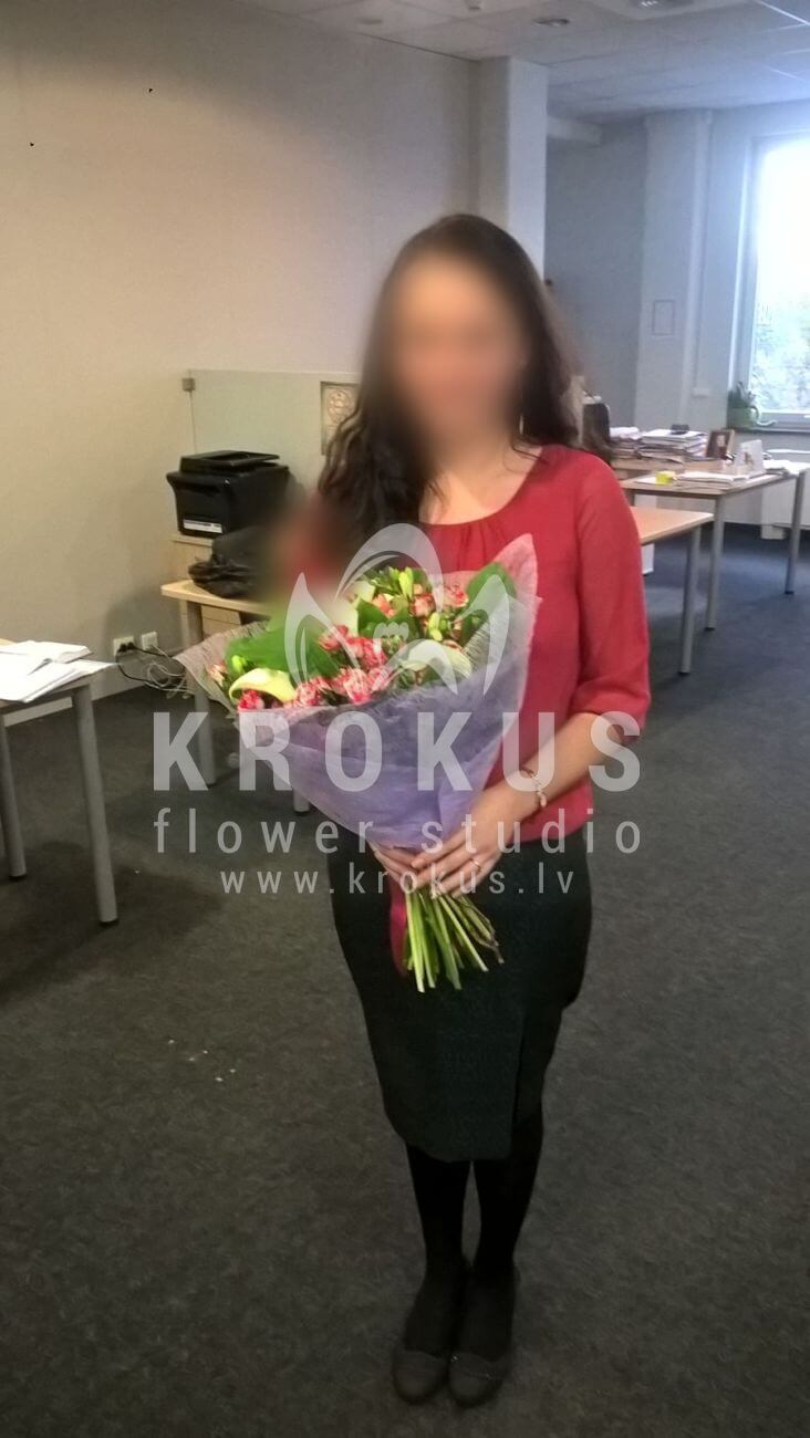 Deliver flowers to Latvia (shrub rosescalla liliesfreesiabouvardiasalal)