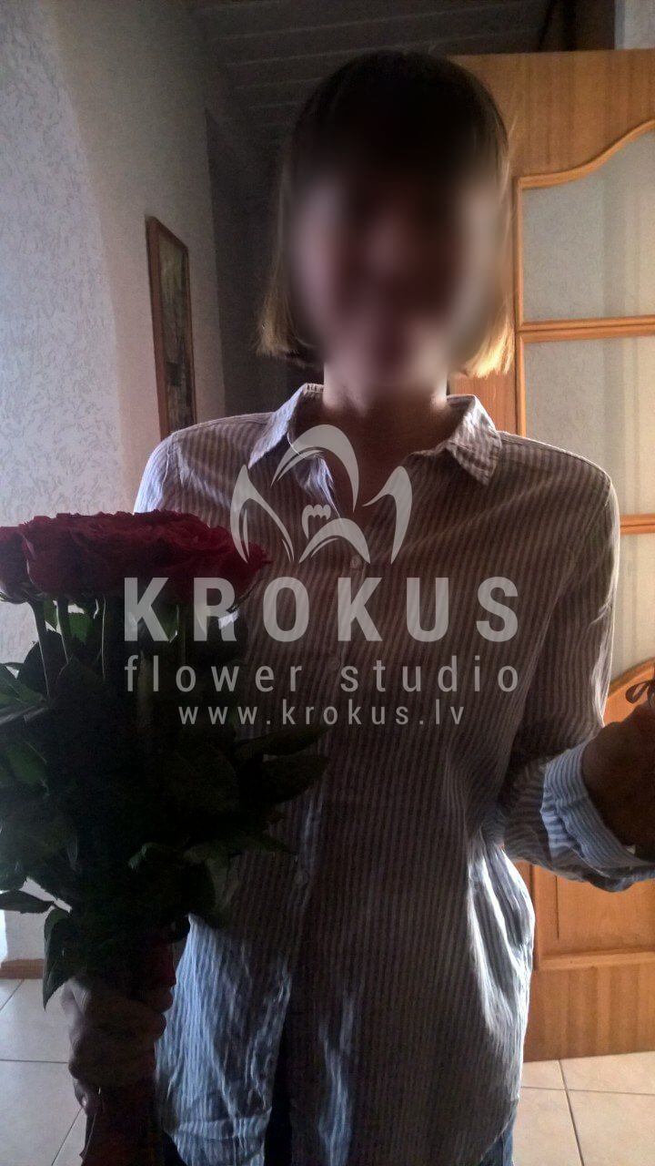 Deliver flowers to Rīga (red roses)