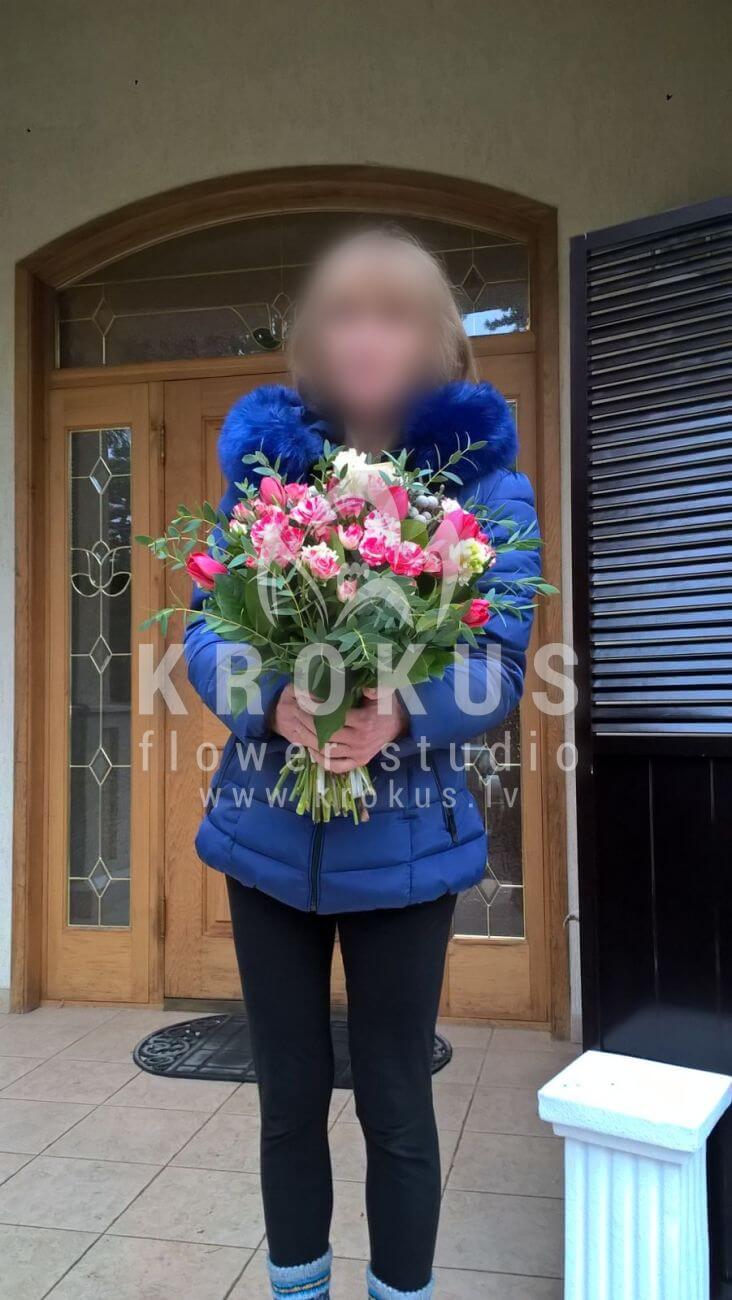 Deliver flowers to Latvia (pink rosestulipshyacinthberzeliagum tree)