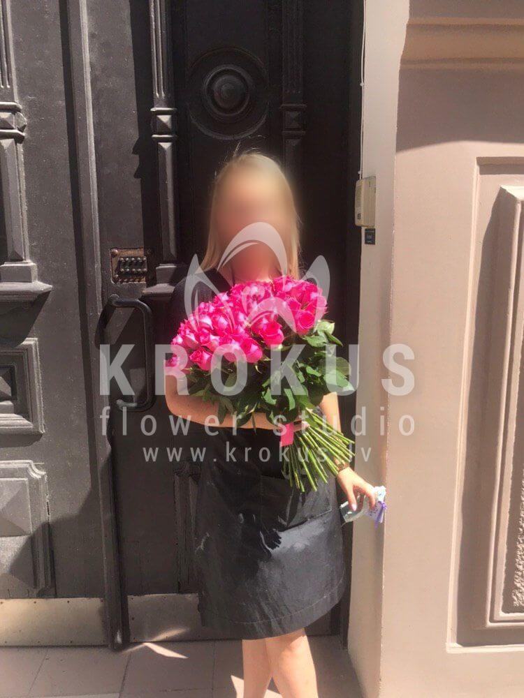 Deliver flowers to Rīga (pink roses)