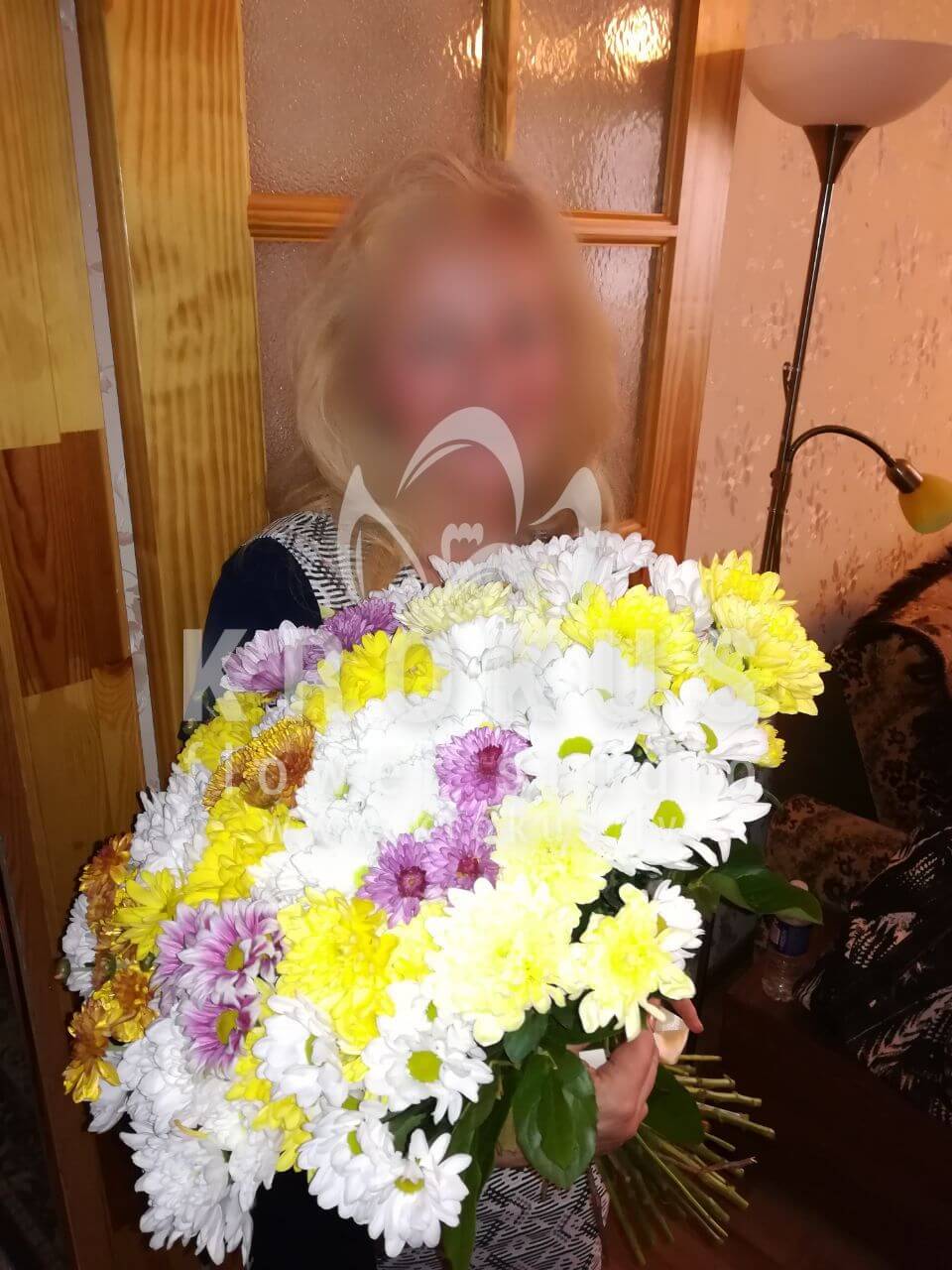 Deliver flowers to Rīga (chrysanthemums)