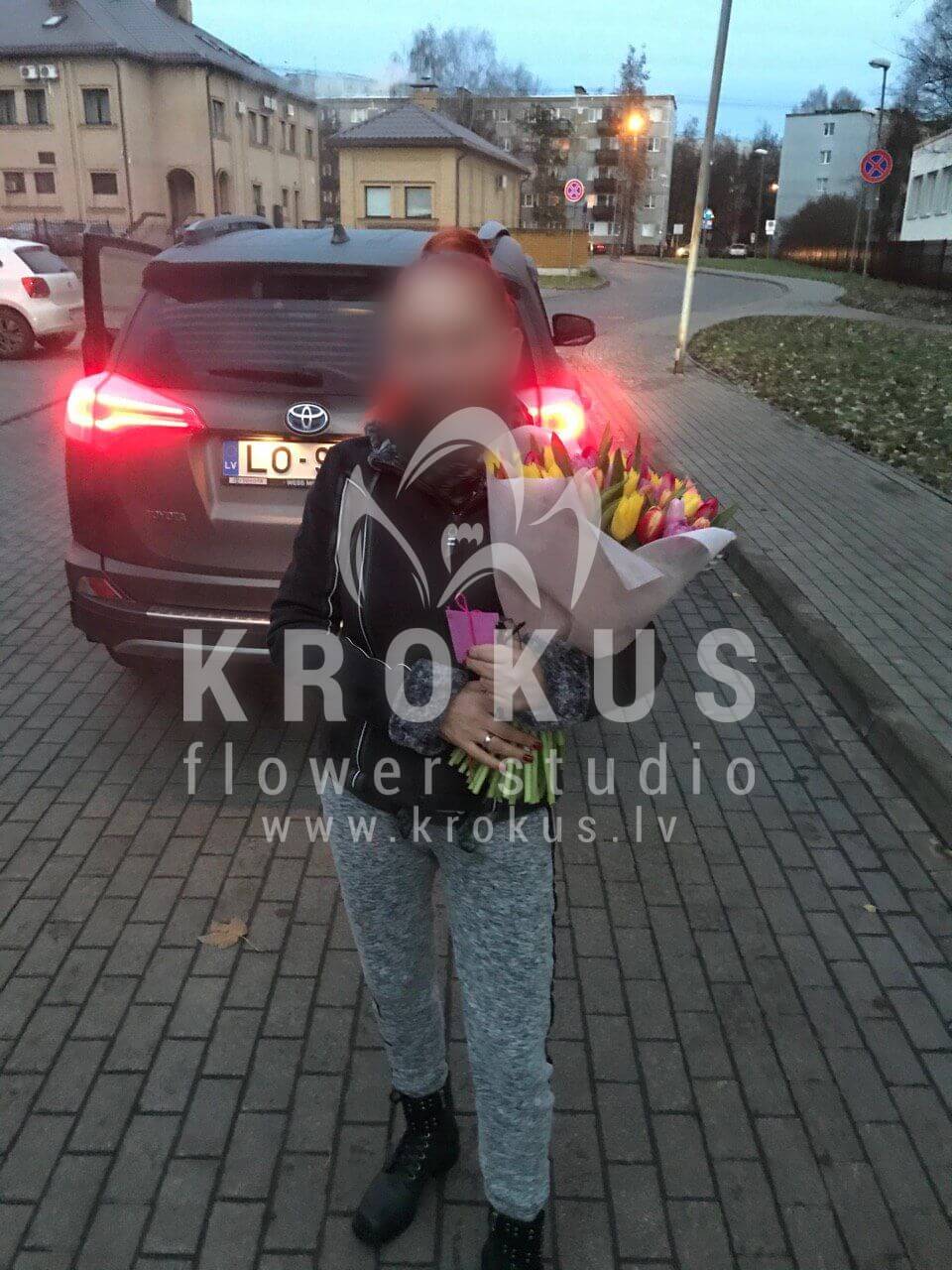 Ziedu piegāde Latvia Rīga (tulpes)