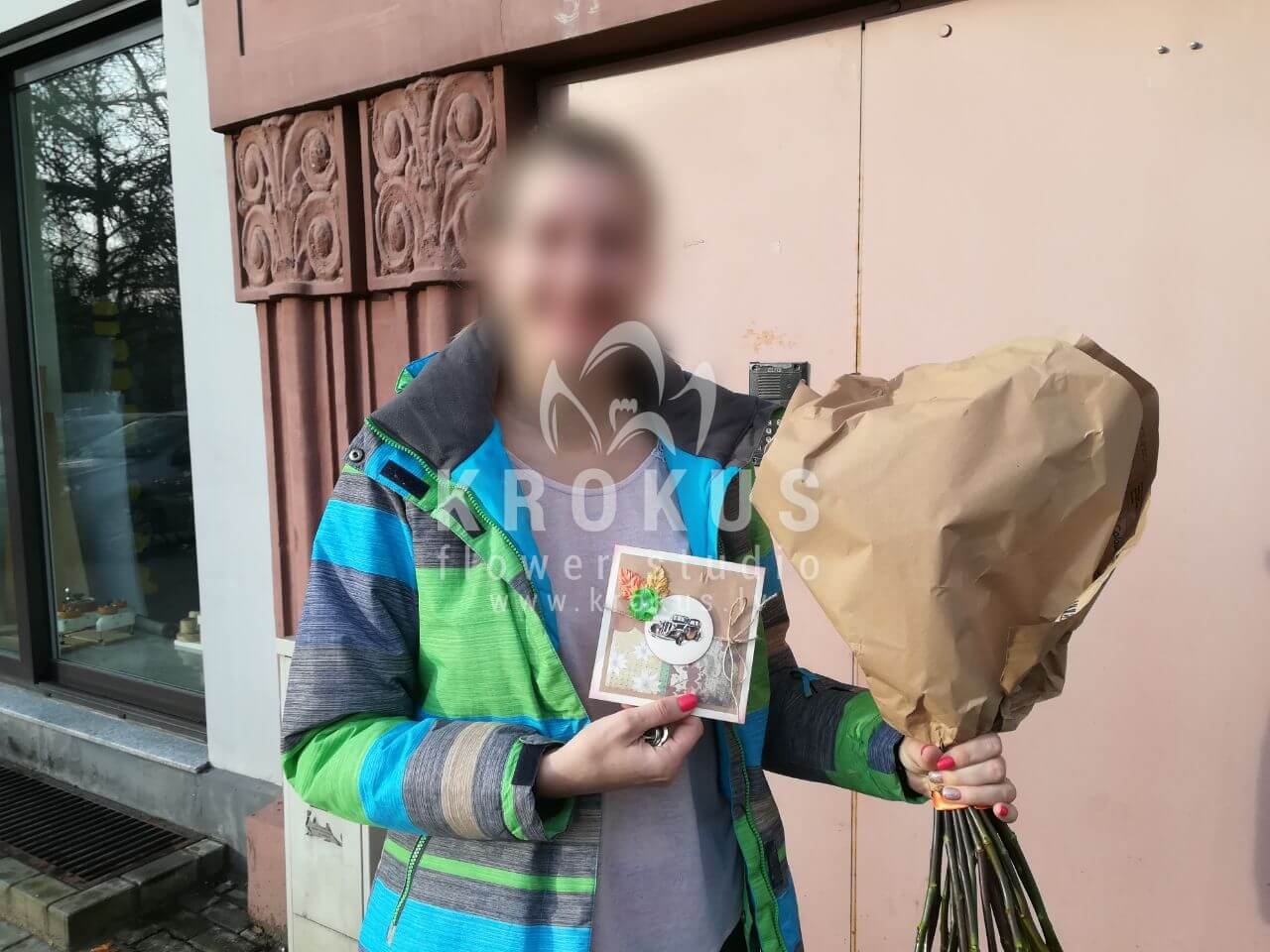Ziedu piegāde Latvia Rīga (oranžas rozes)