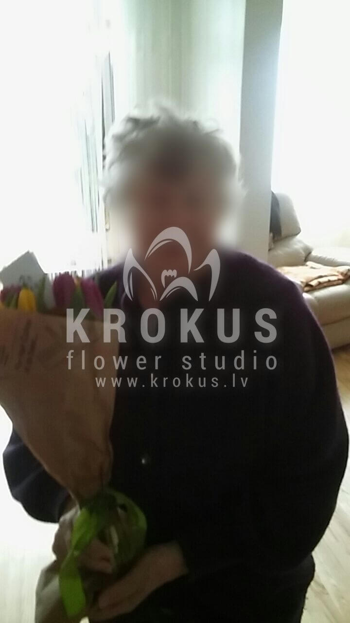 Deliver flowers to Rīga (red roses)