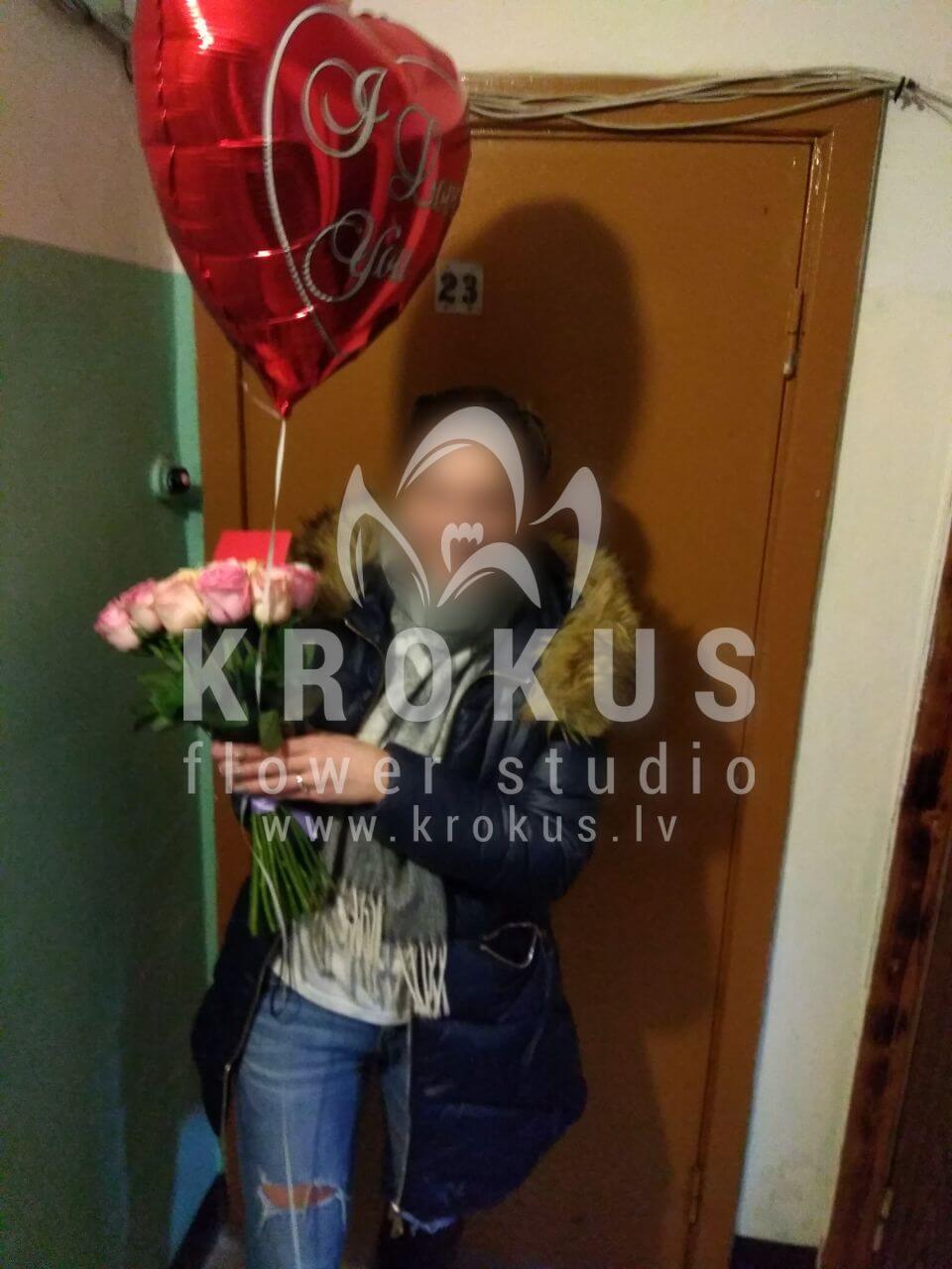 Deliver flowers to Ulbroka (pink rosesdecorwhite rosespurple roses)