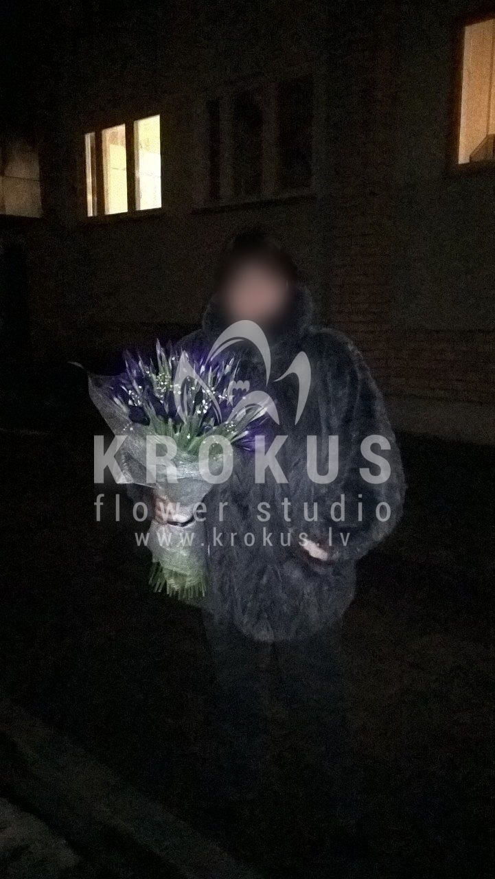Deliver flowers to Latvia (irisesgree bell)