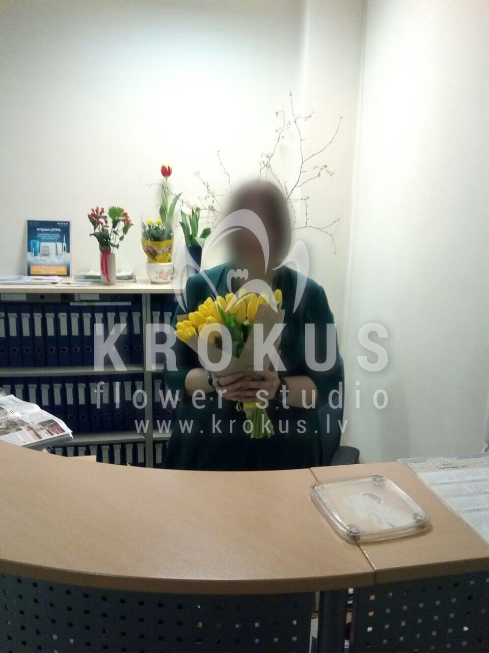 Deliver flowers to Latvia (tulips)