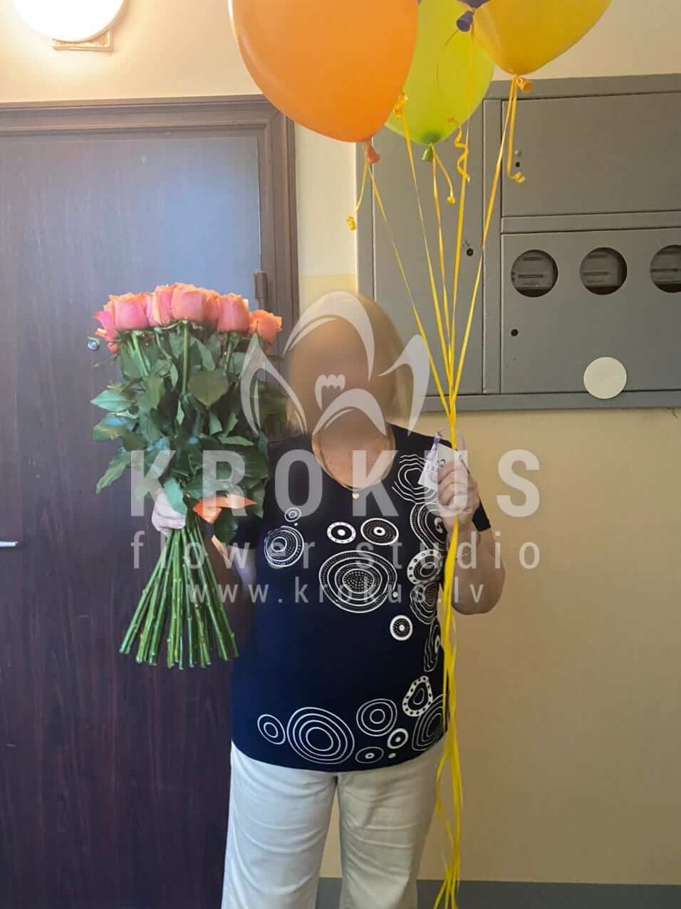 Deliver flowers to Rīga (orange roses)