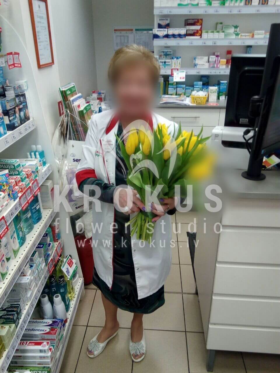 Deliver flowers to Latvia (tulips)