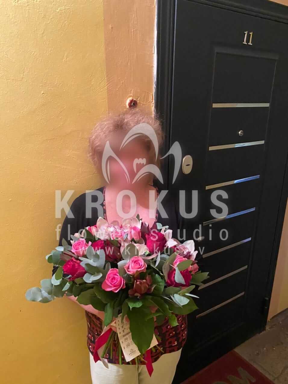 Ziedu piegāde Latvia Olaine (rozā rozesorhidejasleikodendronieikaliptssarkanas rozes)