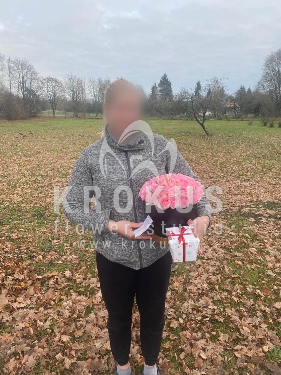 Deliver flowers to Daugavmala (pink roses)