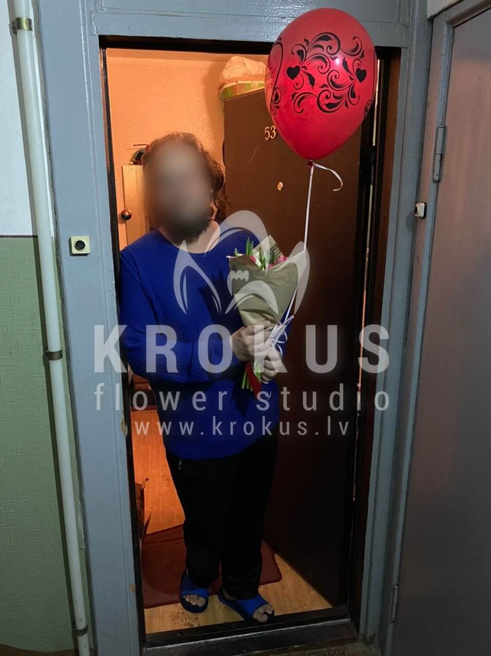 Deliver flowers to Rīga (tulips)