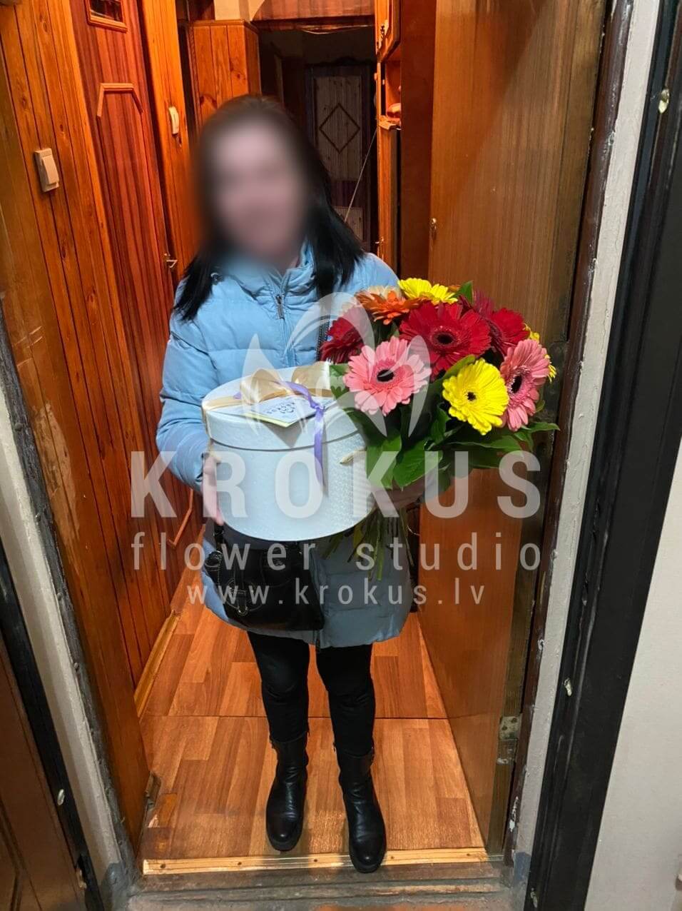 Deliver flowers to Rīga (boxsalaldaisies)