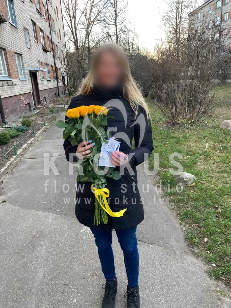 Ziedu piegāde Latvia Rīga (dzeltenas rozes)